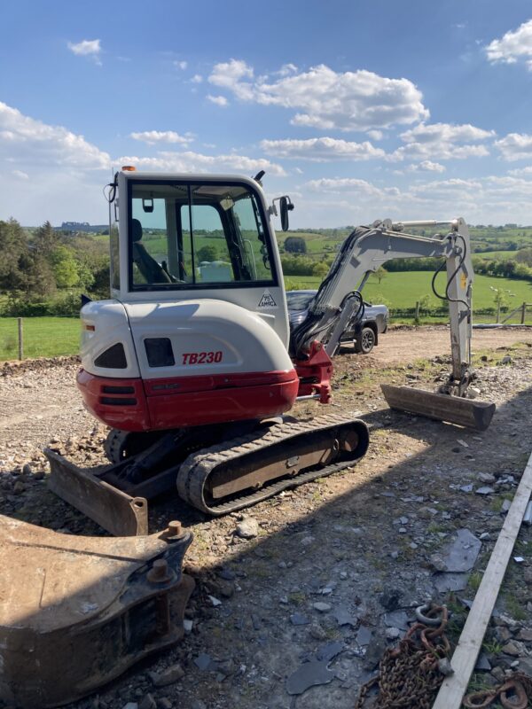 2018 Takeuchi TB230